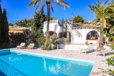 Villa in Benissa - Casita Travel | Casa Pinada