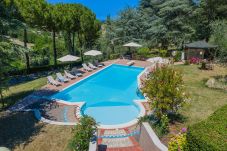 Villa Sofia is a detached villa secluded by nature with private pool and seaviews in Pesaro, Le Marche