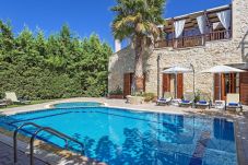 Villa Sirena | A semi-detached villa with private pool on Crete, Greece