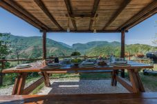 Villa Giulia is a holiday home with amazing views, private pool and two independent floors, in Acqualagna, Le Marche