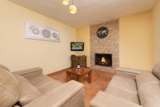Villa in Alozaina - Casita Agua