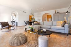 Villa in Canillas de Aceituno - Casita Travel | Casa Cartarra | Holiday home Andalusia with private pool