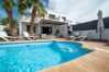 Villa in Playa Blanca - Villa Pina Villa in Playa Blanca - Villa Pina
