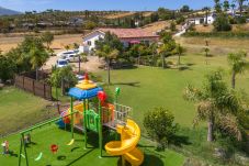 House in Alhaurín el Grande - Casita Travel | Casita Cuarta Suprema | Family-Friendly Holiday Home in Alhaurín el Grande