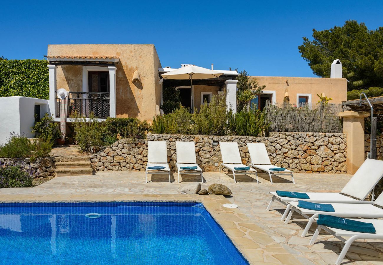 Villa in Sant Josep de Sa Talaia - ROMERO I Villa. Ibiza.  charming traditional house in quiet area in the countryside