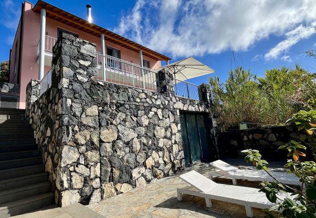 Villa in Tijarafe - Villa Buenavista Villa in Tijarafe - Villa Buenavista