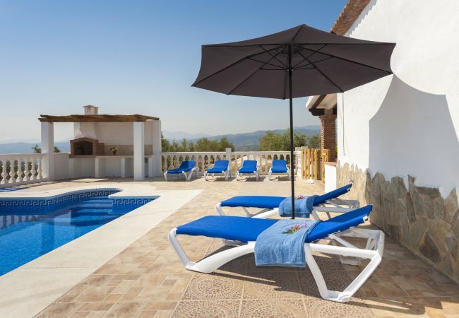 Villa in Alozaina - Casa Feliz Villa in Alozaina - Casa Feliz