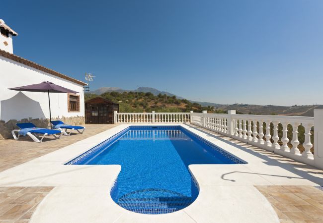 Villa in Alozaina - Casa Feliz Villa in Alozaina - Casa Feliz