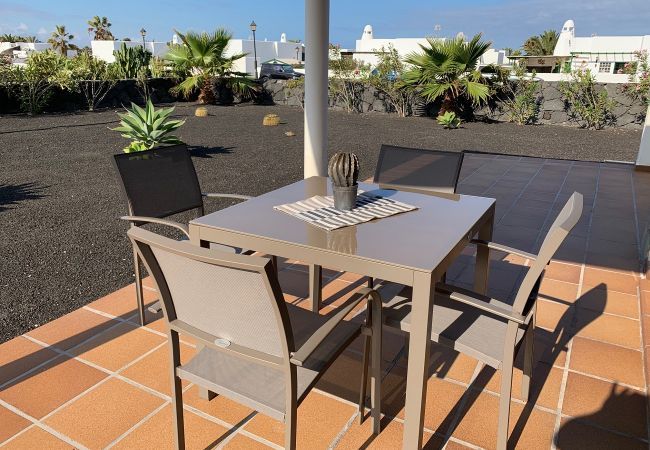 Villa in Playa Blanca - Villa Montana Roja Villa in Playa Blanca - Villa Montana Roja