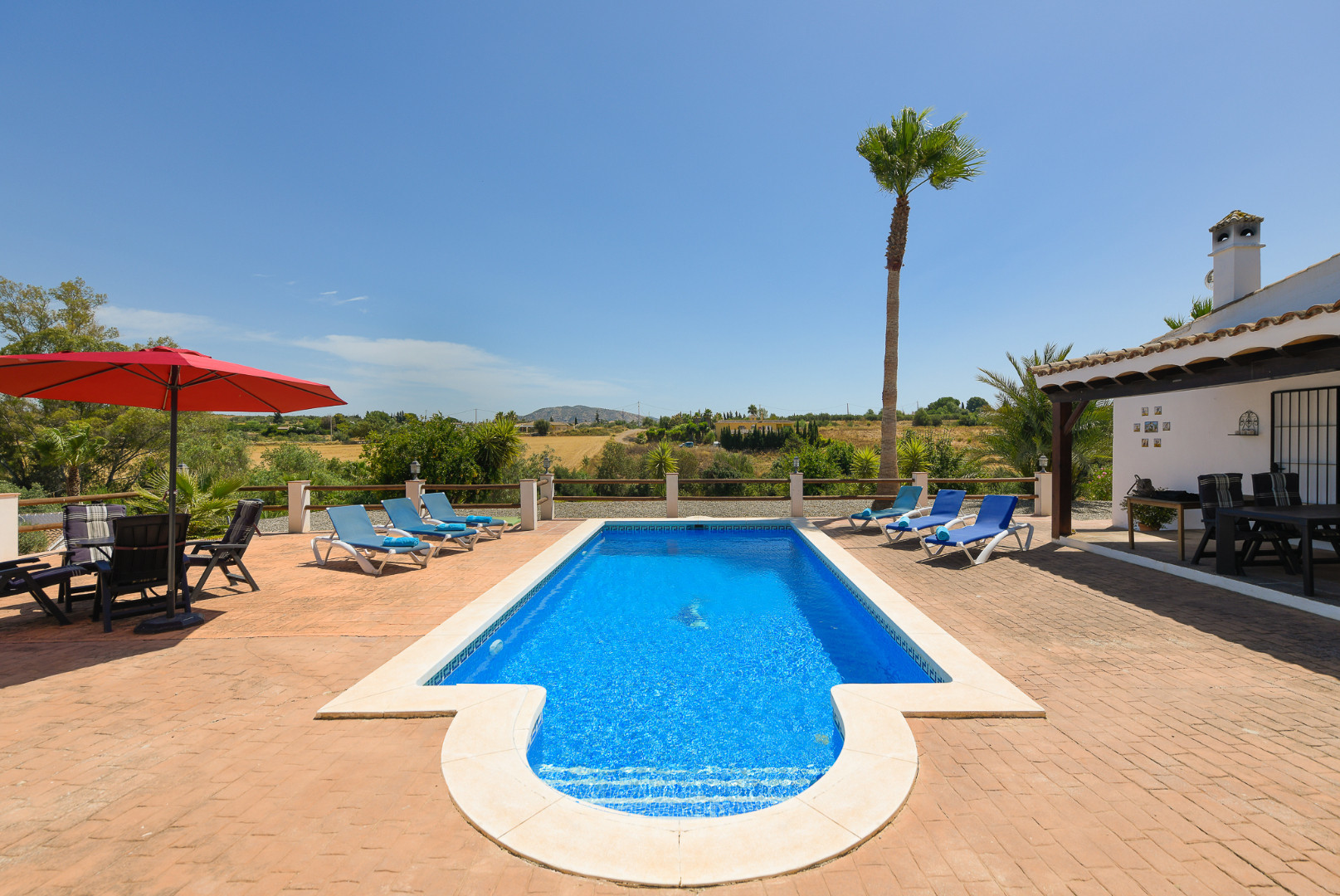 Casita Cuarta Grande is a child friendly holiday home with private pool in Alhaurin el Grande, Andalusië