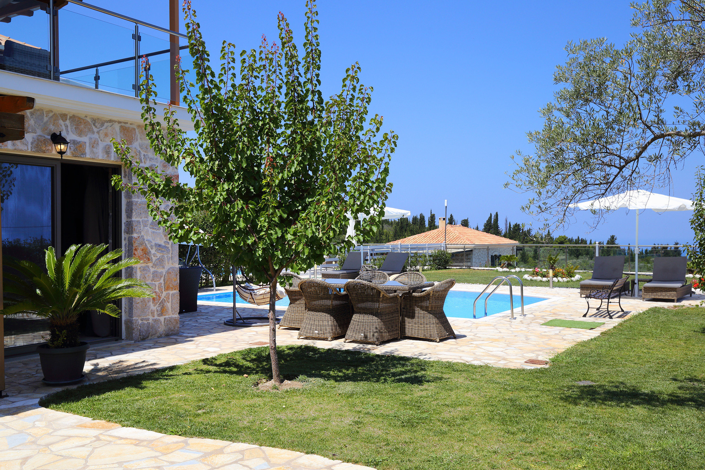 Villa/Dettached house in Tsoukalades - Villa Illios