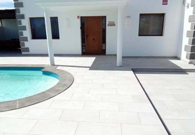 Villa in Playa Blanca - Villa Rosalia Villa in Playa Blanca - Villa Rosalia