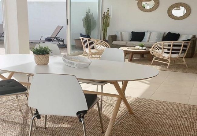 Villa in Playa Blanca - Casa Raina Villa in Playa Blanca - Casa Raina