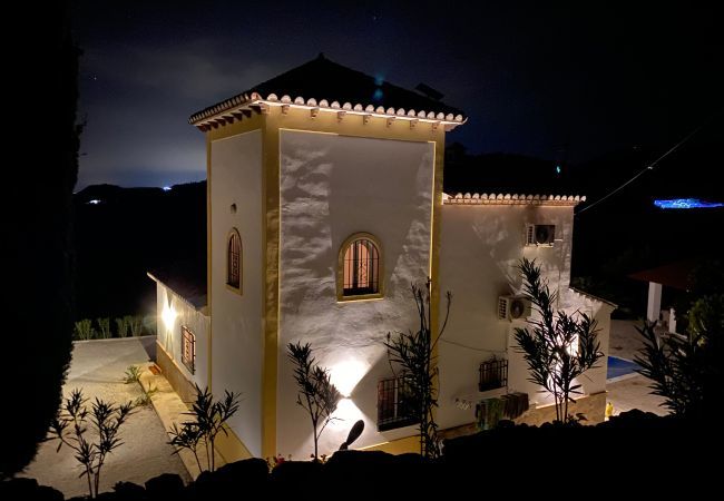 Villa in Torrox - Villa Regazo Andaluz | Villa with Private Pool within 12 minutes of sea in Andalusia Villa in Torrox - Villa Regazo Andaluz | Villa with Private Pool within 12 minutes of sea in Andalusia
