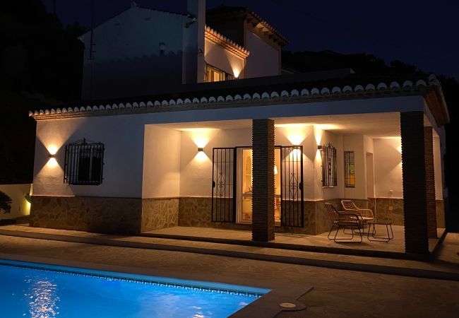 Villa in Torrox - Villa Regazo Andaluz | Villa with Private Pool within 12 minutes of sea in Andalusia Villa in Torrox - Villa Regazo Andaluz | Villa with Private Pool within 12 minutes of sea in Andalusia