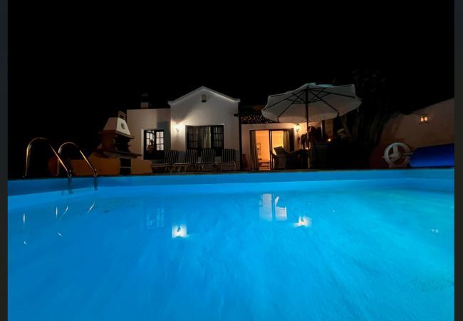 Villa in Playa Blanca - Villa Calamares Villa in Playa Blanca - Villa Calamares