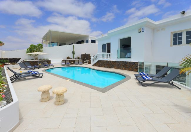 Villa in Puerto del Carmen - Villa Oceano Villa in Puerto del Carmen - Villa Oceano