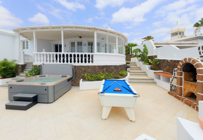 Villa in Puerto del Carmen - Villa Oceano Villa in Puerto del Carmen - Villa Oceano