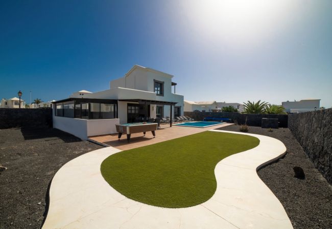 Villa in Playa Blanca - Villa Cereza Villa in Playa Blanca - Villa Cereza
