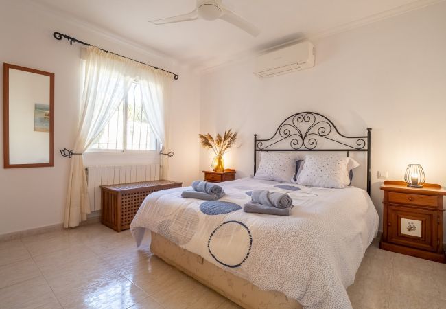 Villa in Alcalali - Casita Travel | Villa Jacaranda  Villa in Alcalali - Casita Travel | Villa Jacaranda