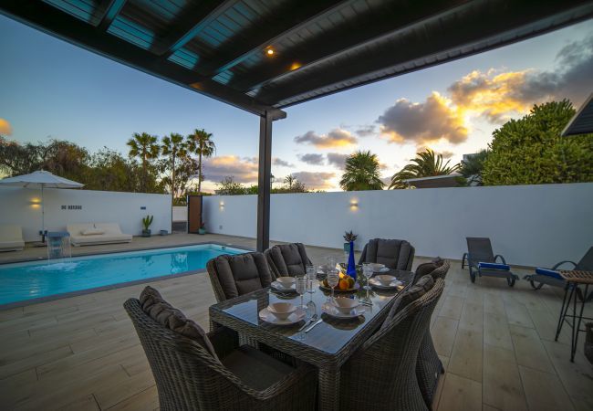 Villa in Puerto del Carmen - Villa Solana Villa in Puerto del Carmen - Villa Solana