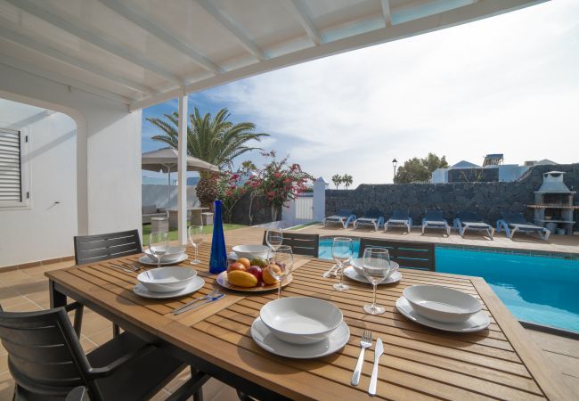 Villa in Puerto del Carmen - Villa Celeste Villa in Puerto del Carmen - Villa Celeste