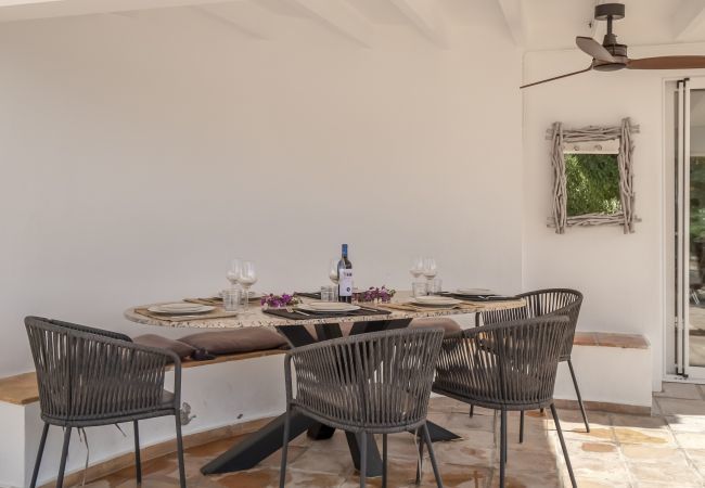 Villa in Moraira - Casita Travel | Villa Pequena Joya Villa in Moraira - Casita Travel | Villa Pequena Joya