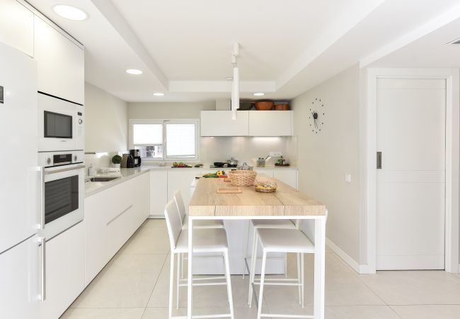Villa in Maspalomas - Villa Meloneras | villa next to the beach for big groups and families Villa in Maspalomas - Villa Meloneras | villa next to the beach for big groups and families