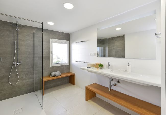 Villa in Maspalomas - Villa Meloneras | villa next to the beach for big groups and families Villa in Maspalomas - Villa Meloneras | villa next to the beach for big groups and families