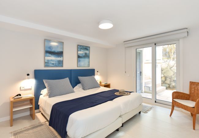 Villa in Maspalomas - Villa Meloneras | villa next to the beach for big groups and families Villa in Maspalomas - Villa Meloneras | villa next to the beach for big groups and families