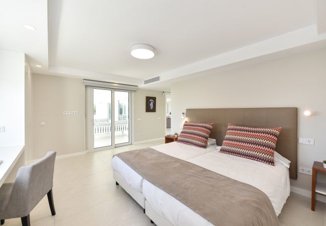 Villa in Maspalomas - Villa Meloneras | villa next to the beach for big groups and families Villa in Maspalomas - Villa Meloneras | villa next to the beach for big groups and families