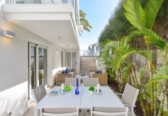 Villa in Maspalomas - Villa Meloneras | villa next to the beach for big groups and families Villa in Maspalomas - Villa Meloneras | villa next to the beach for big groups and families