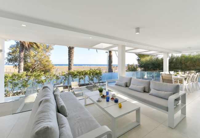 Villa in Maspalomas - Villa Meloneras | villa next to the beach for big groups and families Villa in Maspalomas - Villa Meloneras | villa next to the beach for big groups and families