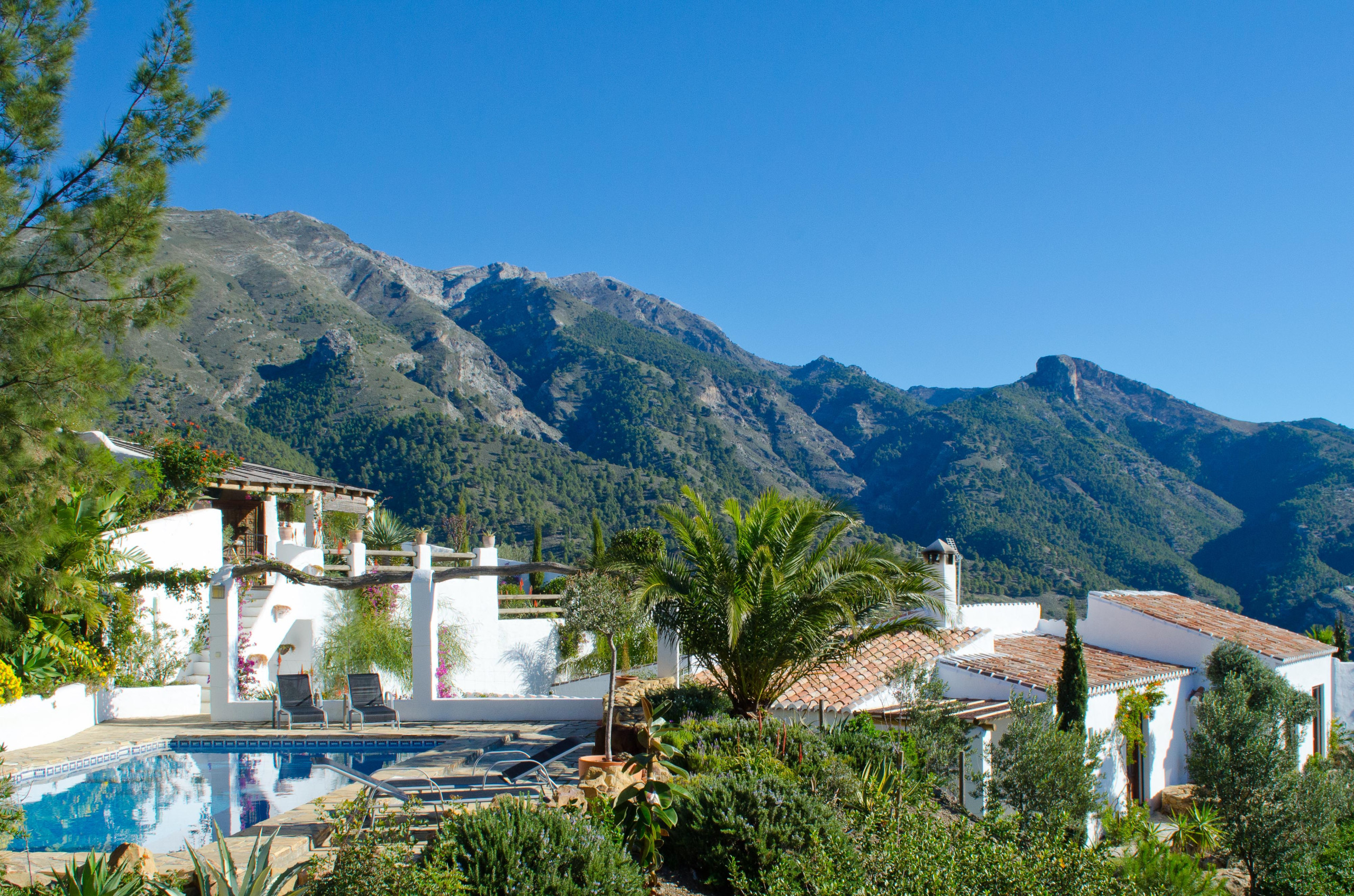 Villa/Dettached house in Canillas de Aceituno - Finca Cazador