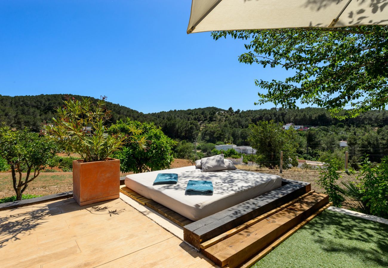Villa in Santa Eulalia des Riu - TORRES, CAN Villa. Ibiza. Old renovated Ibizan estate with stunning views of the surrounding valleys