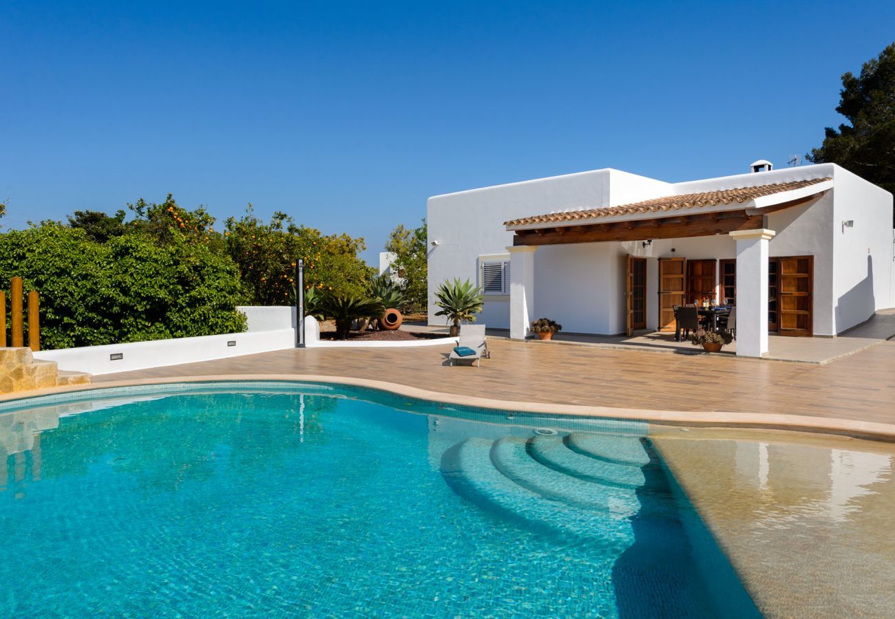 Villa in Santa Gertrudis - DUO Villa. Ibiza. Traditional Ibizan house near Santa Gertrudis