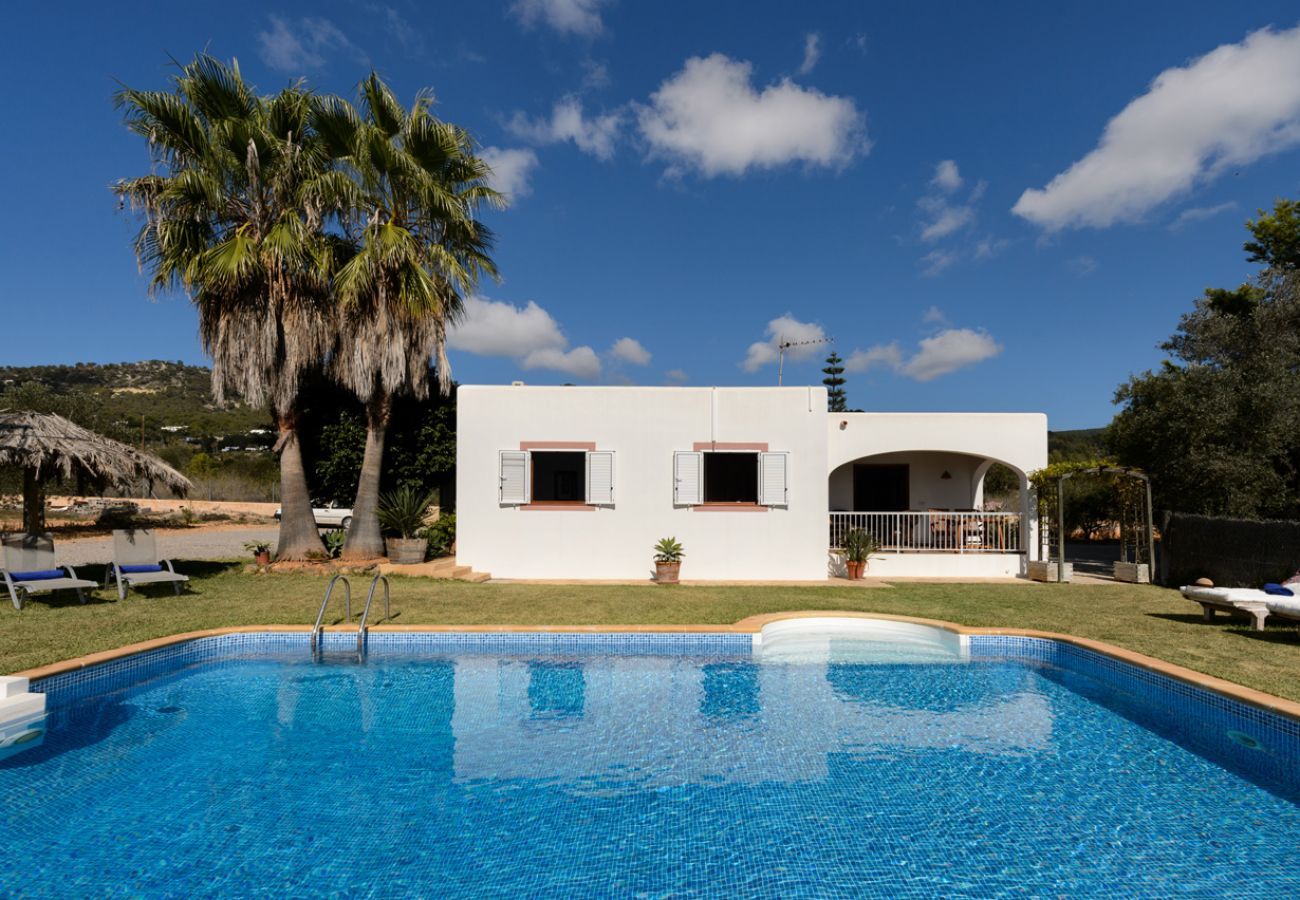 Villa in Sant Josep de Sa Talaia - MAGNOLIA, Villa. Ibiza. Beautiful villa in Es Cubells 