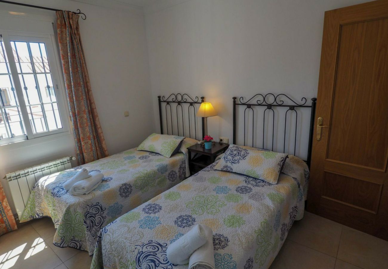 Villa in Nerja - Villa Burriana