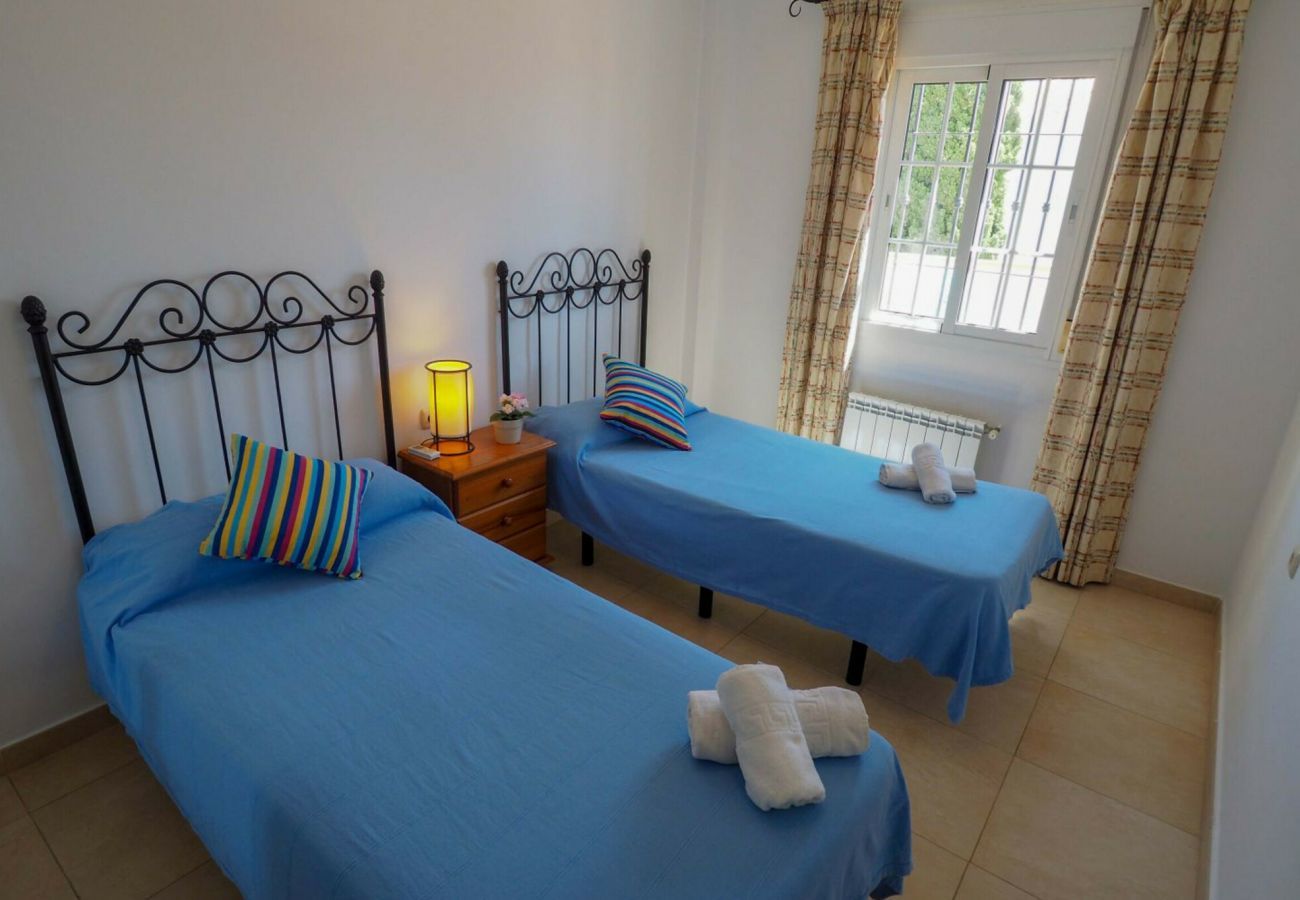 Villa in Nerja - Villa Burriana