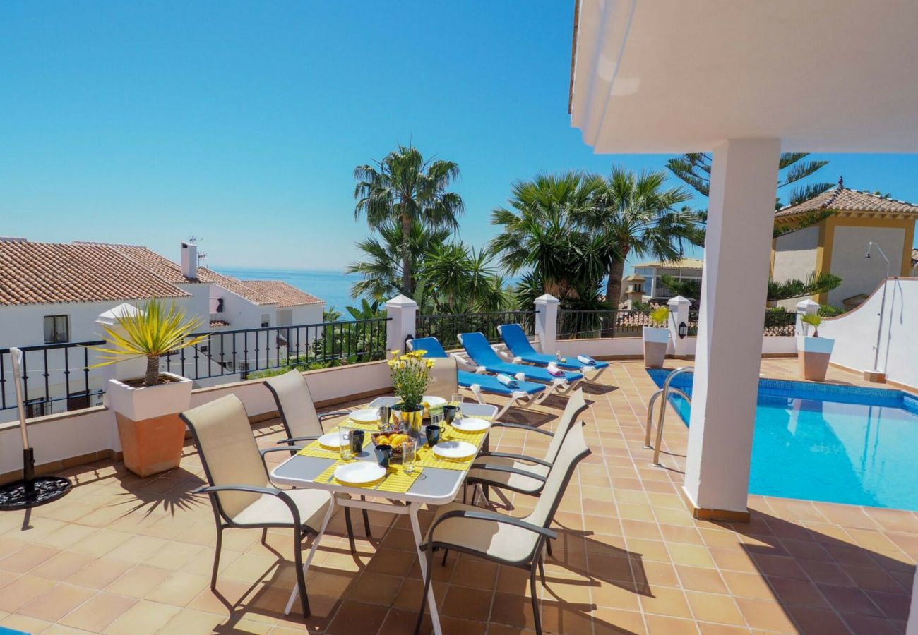 Villa in Nerja - Villa Burriana