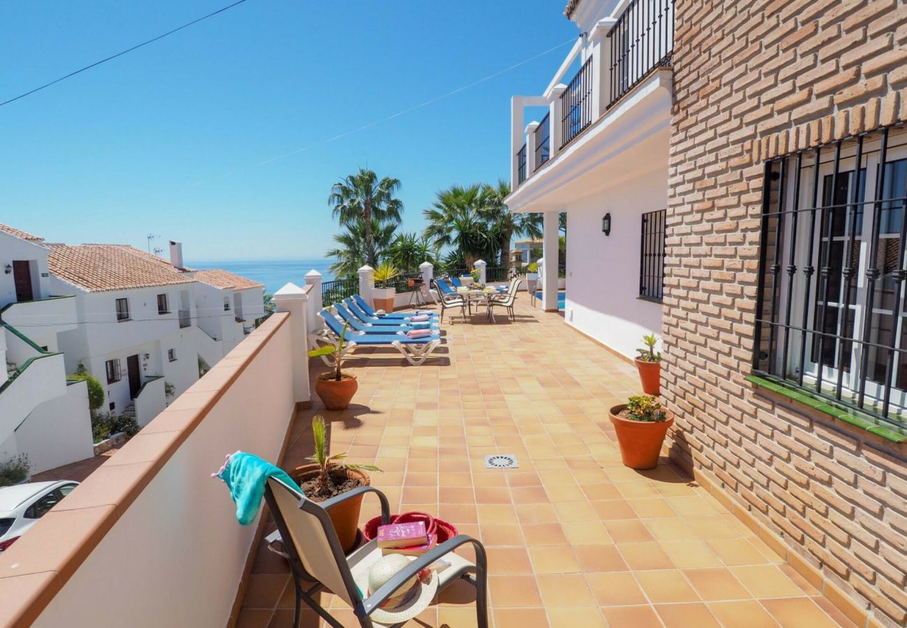 Villa in Nerja - Villa Burriana