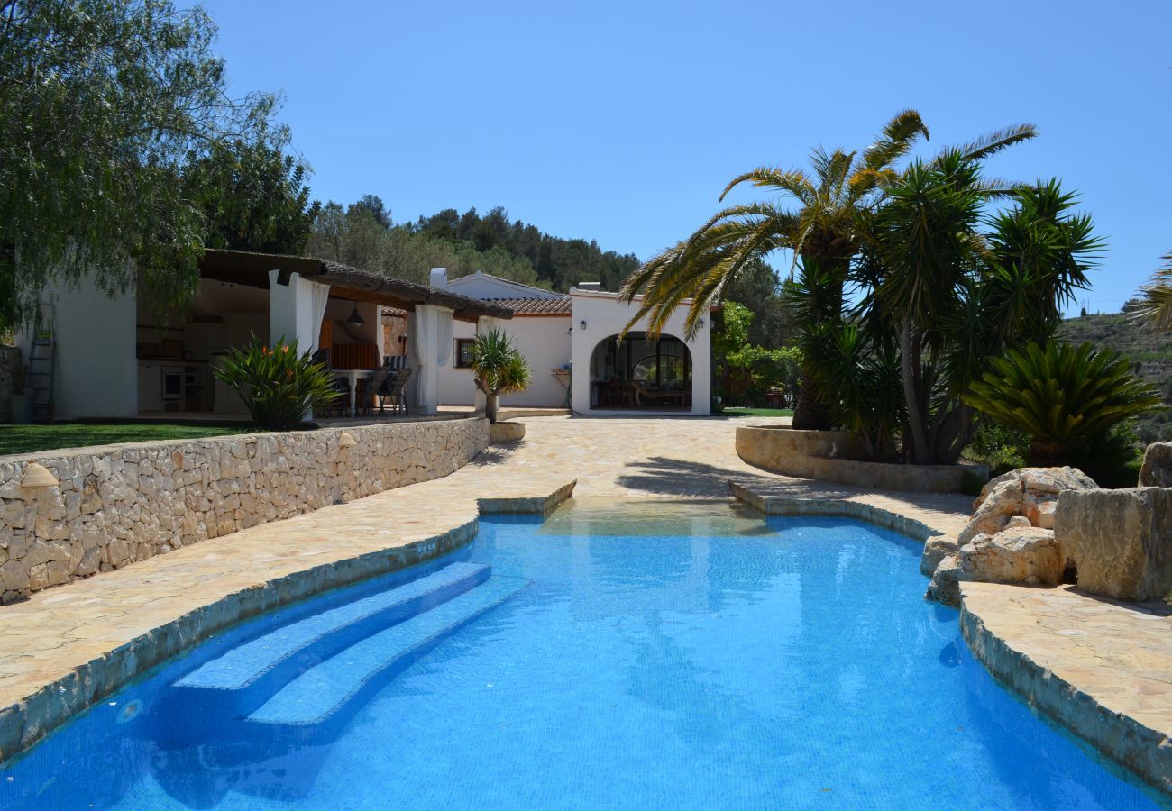 Villa in Benissa - Casita Travel | Finca Lucette