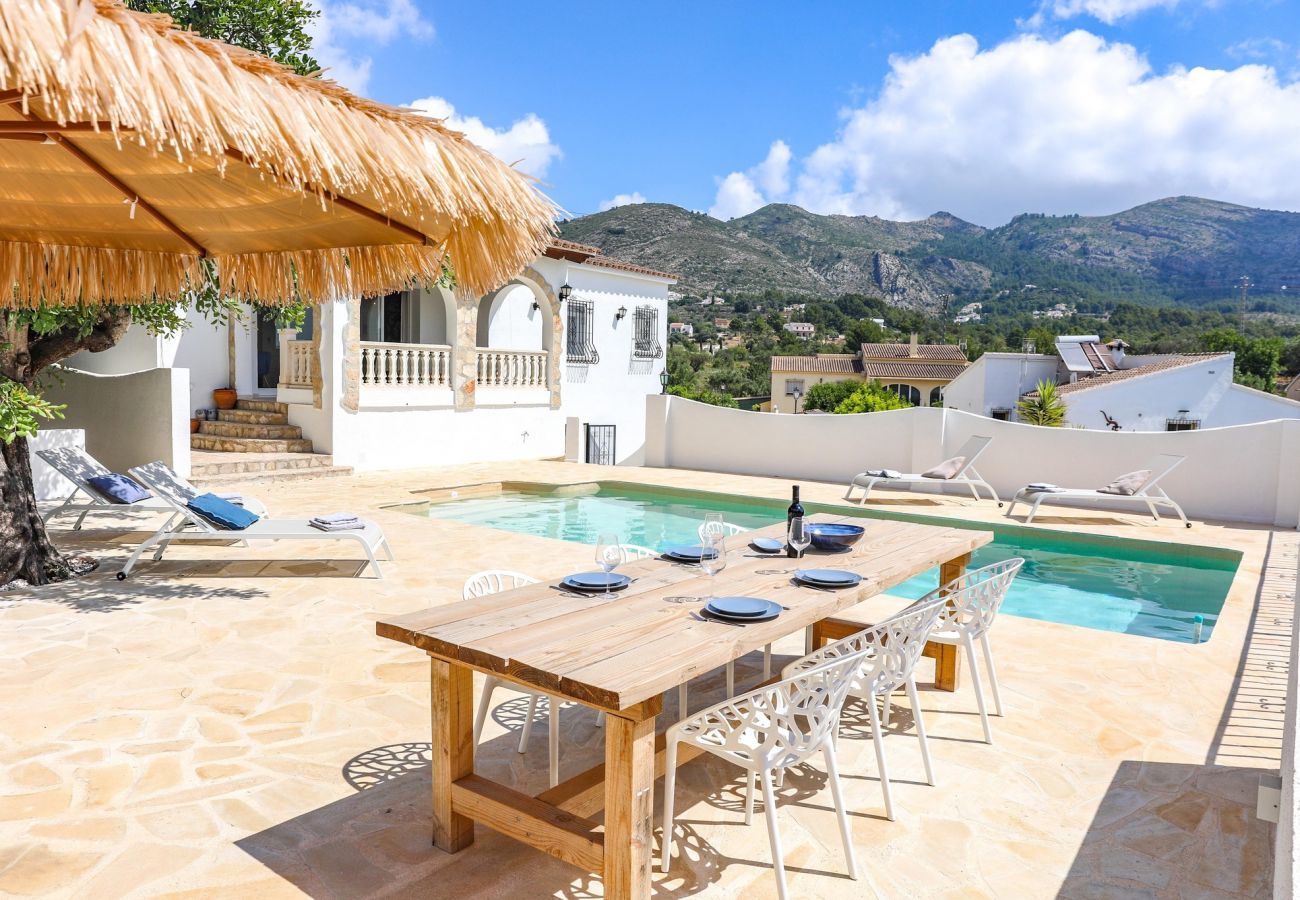 Villa in Jalón - Casita Travel | Villa Beluga