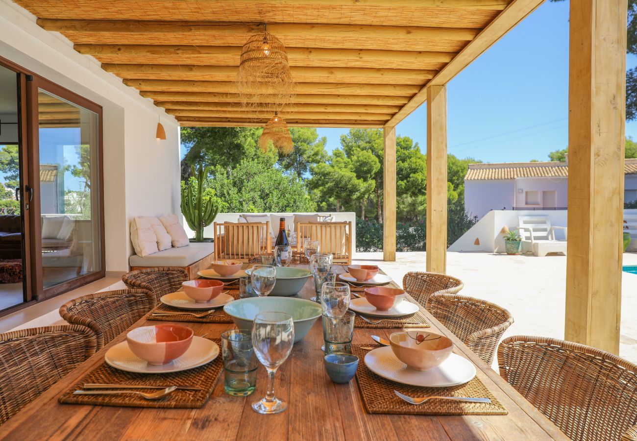 Villa in Moraira - Casita Travel | Villa Josa | Modern Villa in Moraira near town and beach