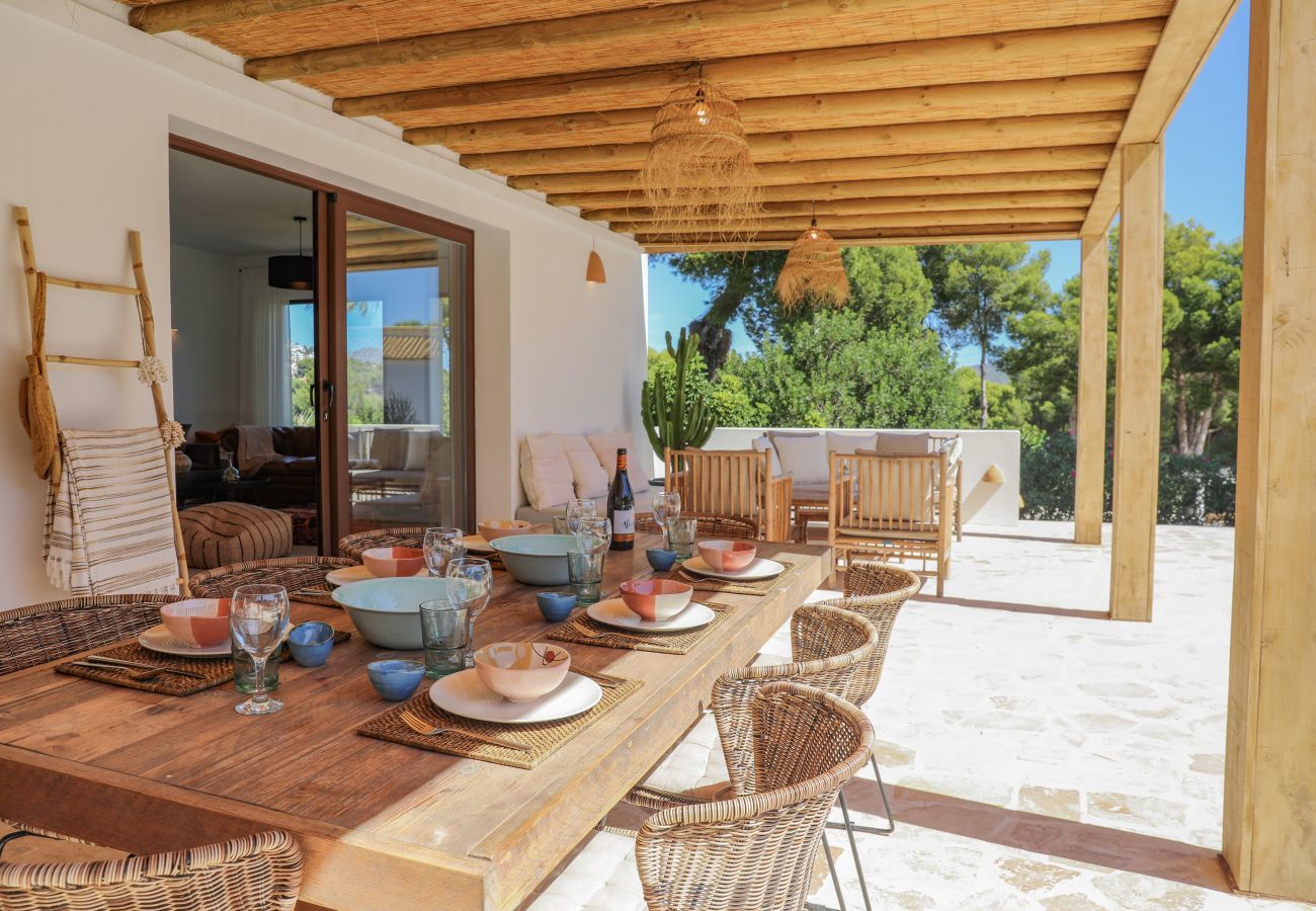 Villa in Moraira - Casita Travel | Villa Josa | Modern Villa in Moraira near town and beach