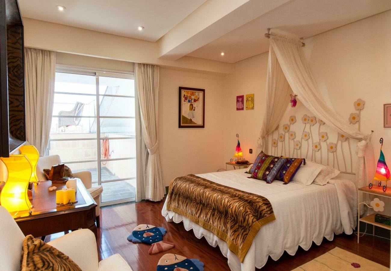 Villa Sol Deluxe is a beautiful detached holiday villa with heatable private pool in Maspalomas, Gran Canaria