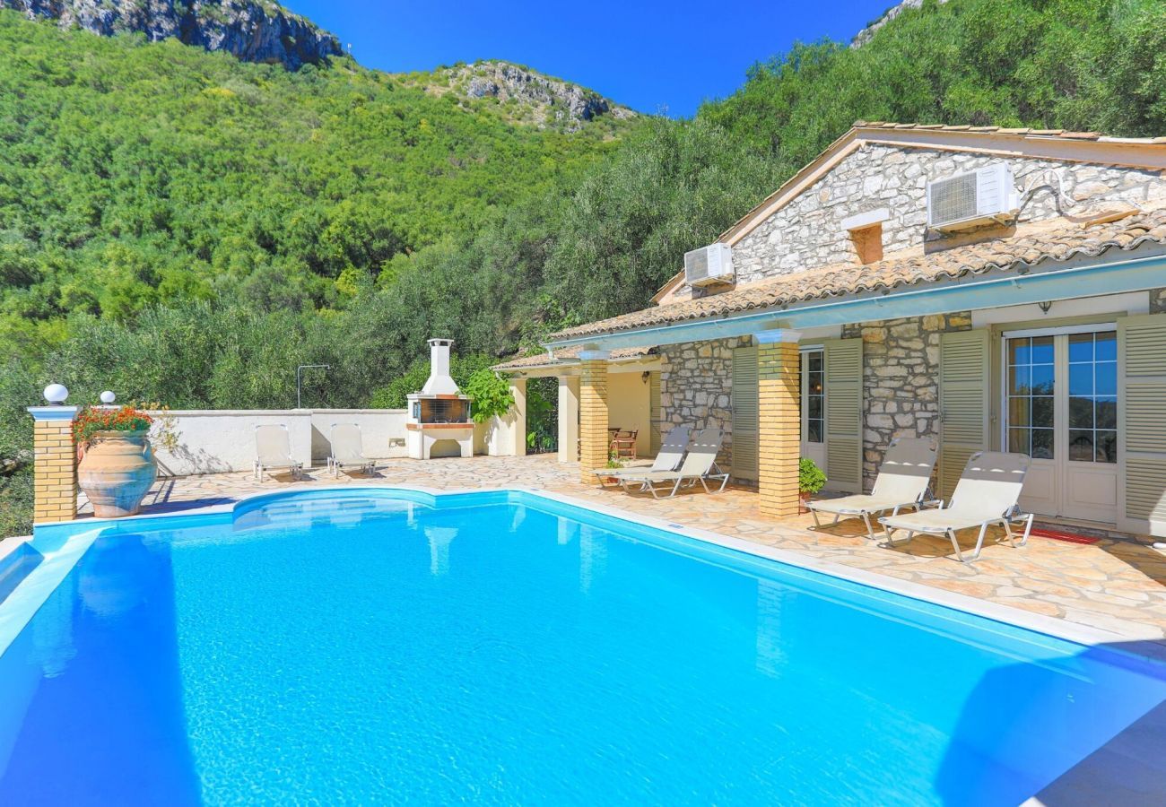 Villa Nisaki | A detached villa with private pool and seaview on Corfu, Greece