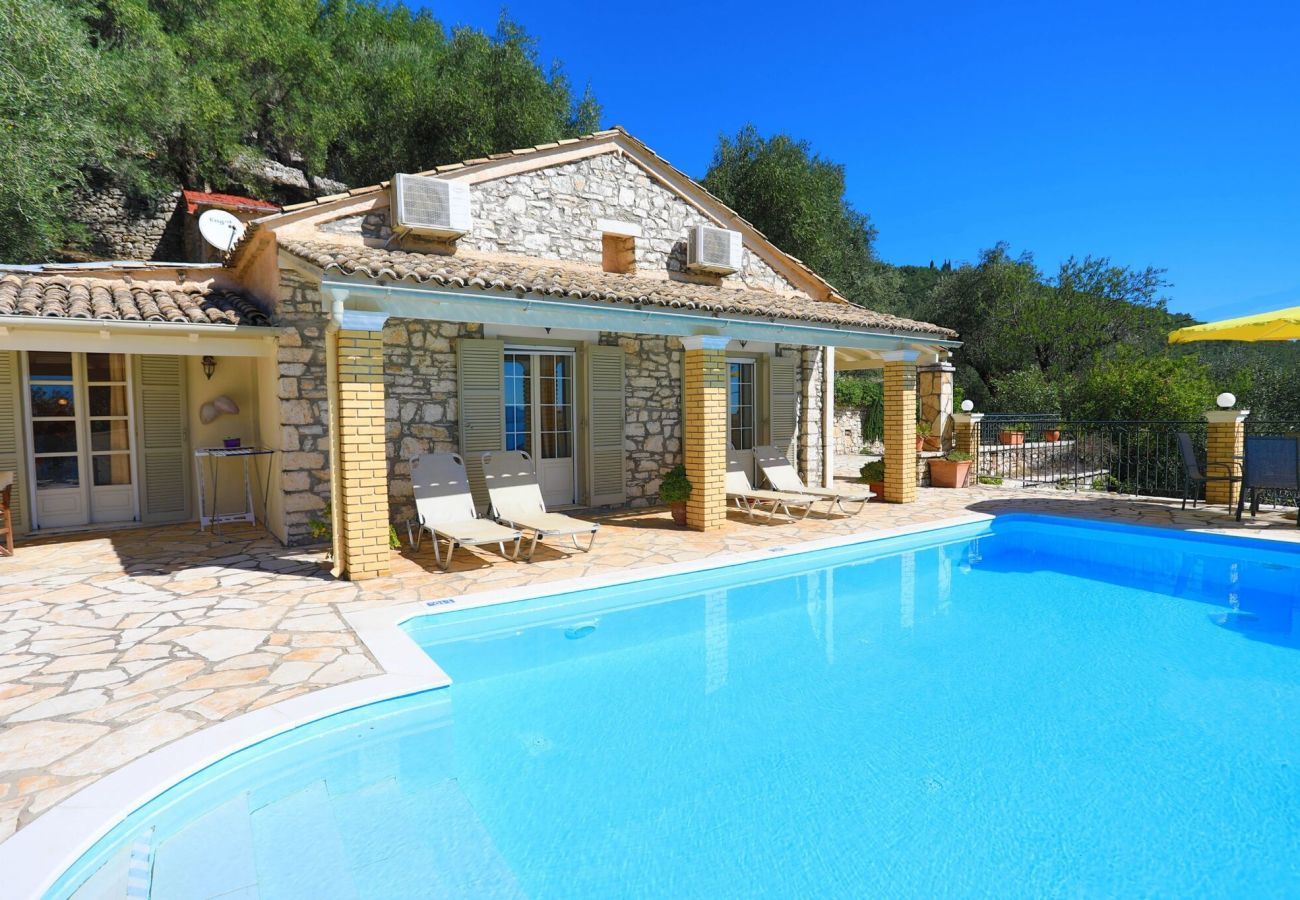 Villa Nisaki | A detached villa with private pool and seaview on Corfu, Greece