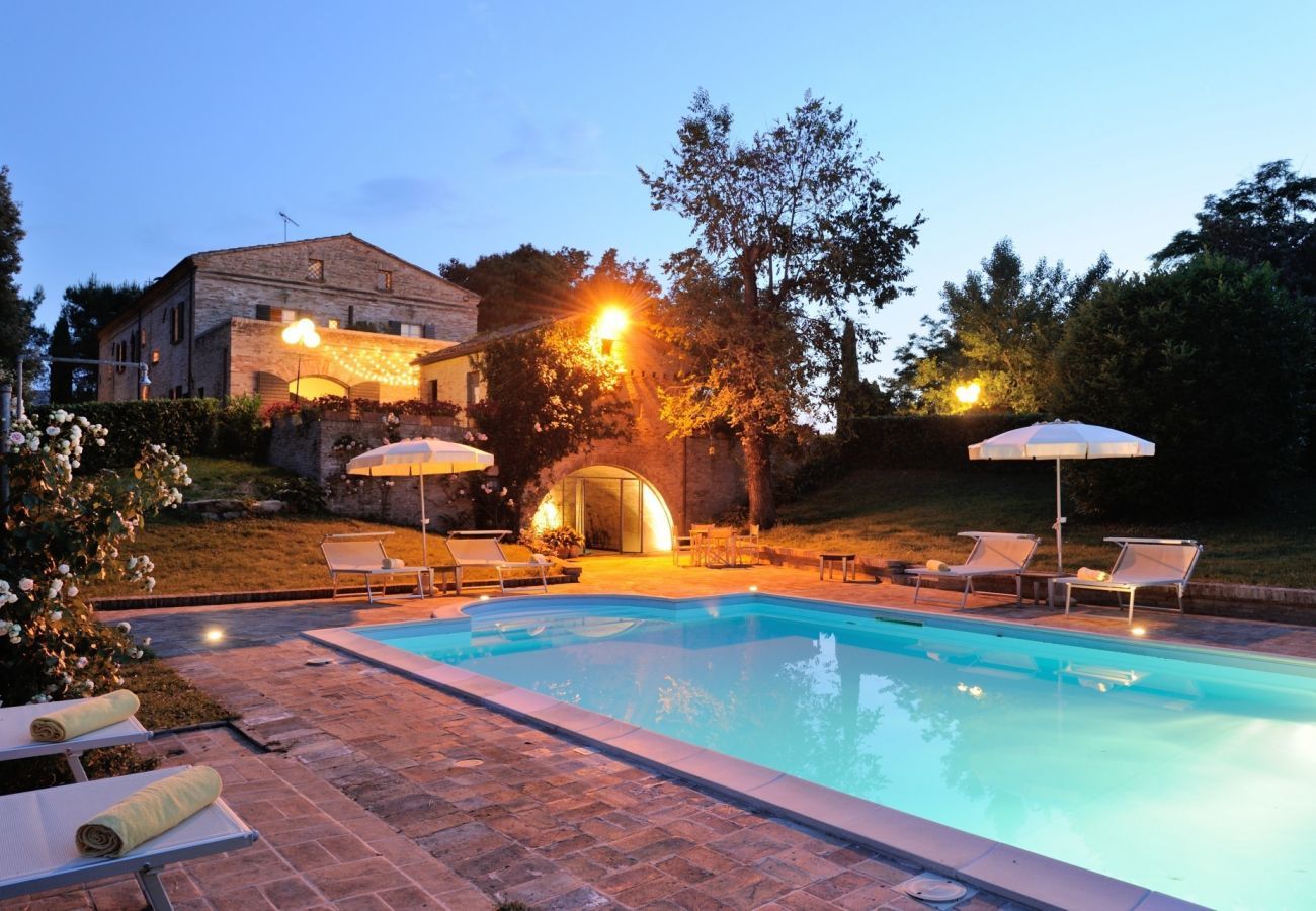 Villa Storica is a luxurious dreamvilla with private pool and vineyard in Le Marche, Italy