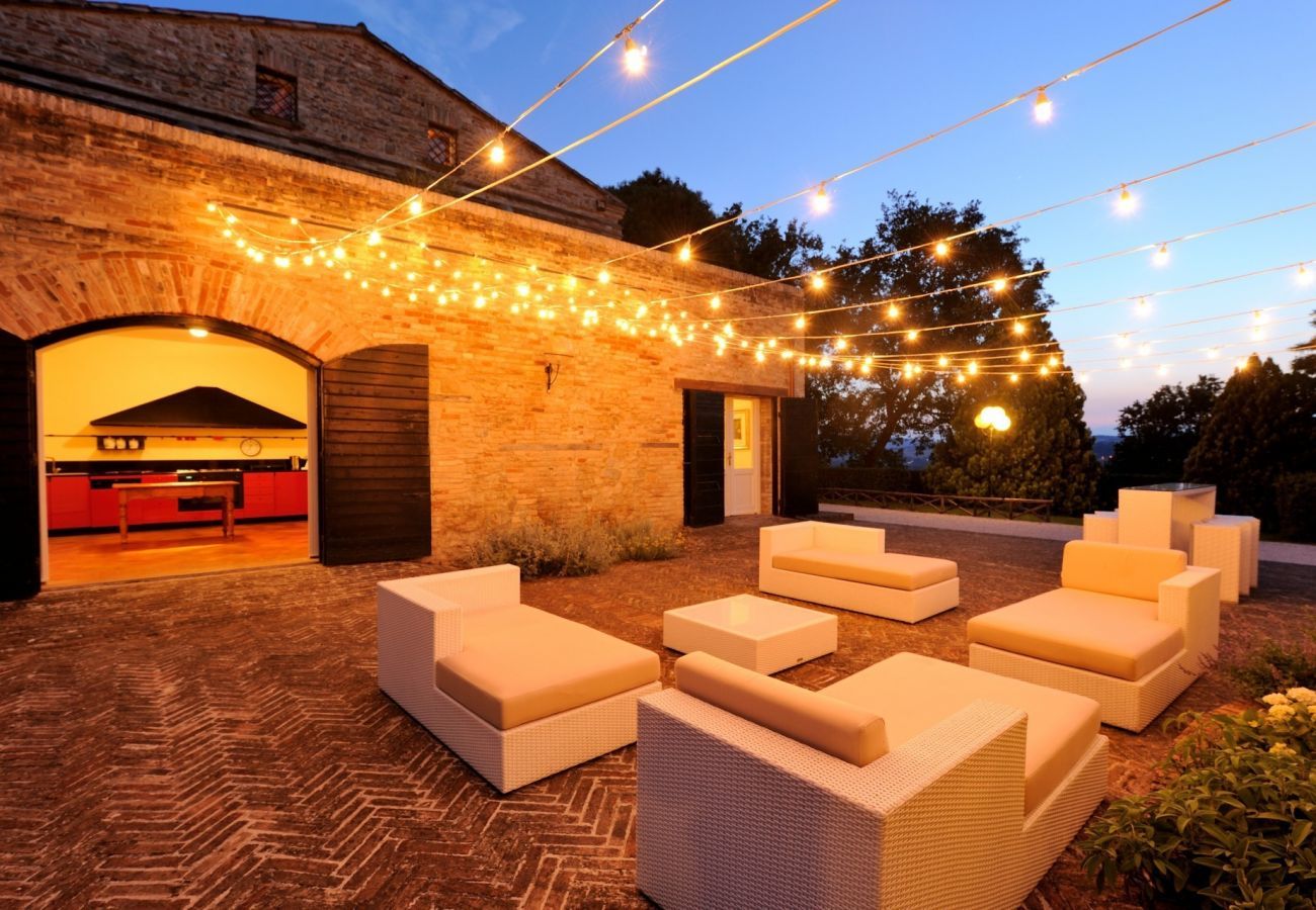 Villa Storica, dreamvilla with private pool in Le Marche, Italy